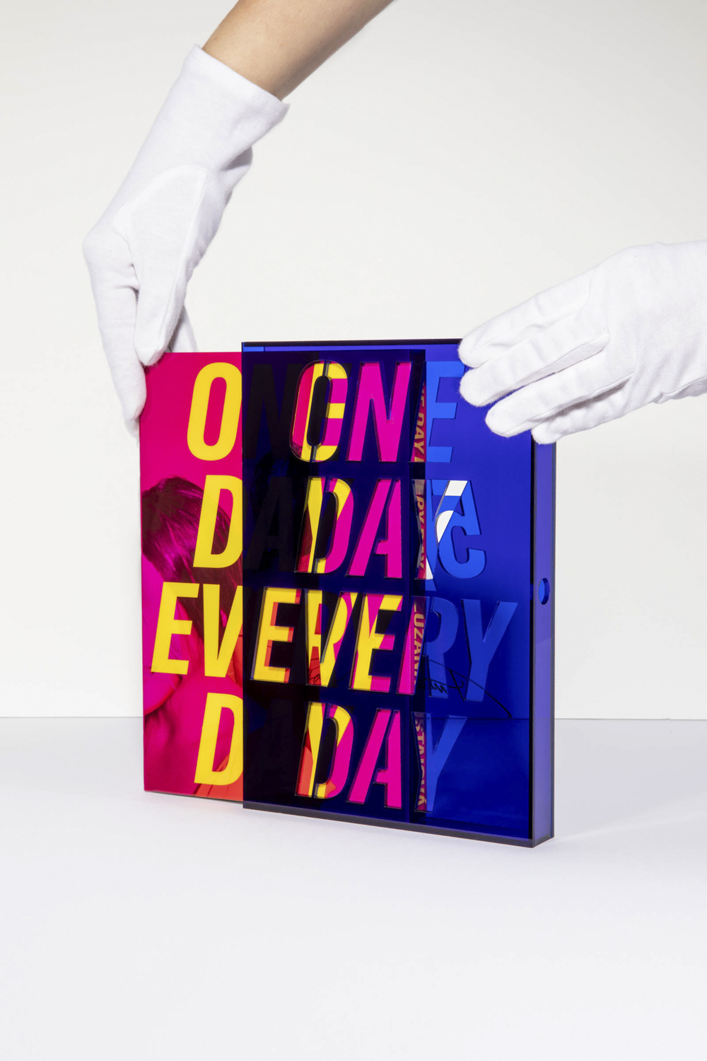 One Day Every Day / kniha